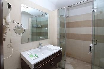 Oyo Rooms Malviya Nagar Market นิวเดลี ภายนอก รูปภาพ