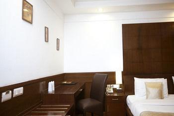 Oyo Rooms Malviya Nagar Market นิวเดลี ภายนอก รูปภาพ