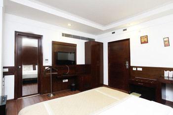 Oyo Rooms Malviya Nagar Market นิวเดลี ภายนอก รูปภาพ