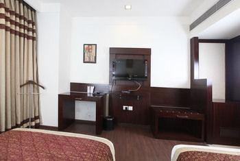Oyo Rooms Malviya Nagar Market นิวเดลี ภายนอก รูปภาพ