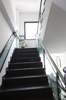 Oyo Rooms Malviya Nagar Market นิวเดลี ภายนอก รูปภาพ